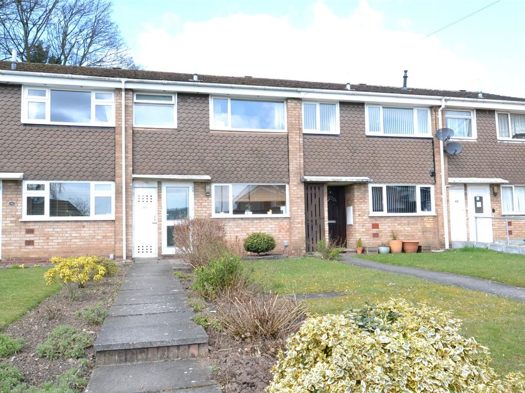 3 bed terraced house to rent in Winchester Gardens, Northfield