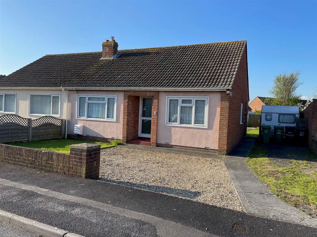 3 bed semidetached bungalow for sale in Ashcott Place, BurnhamOnSea