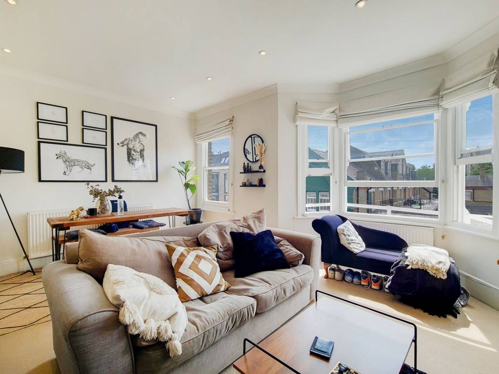 Warriner Gardens, Battersea Park, London SW11  