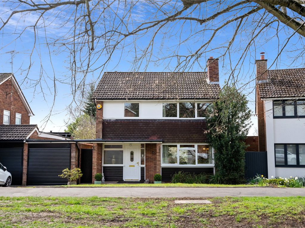 3 bed detached house for sale in Ashtree Way, Boxmoor, Hemel Hempstead
