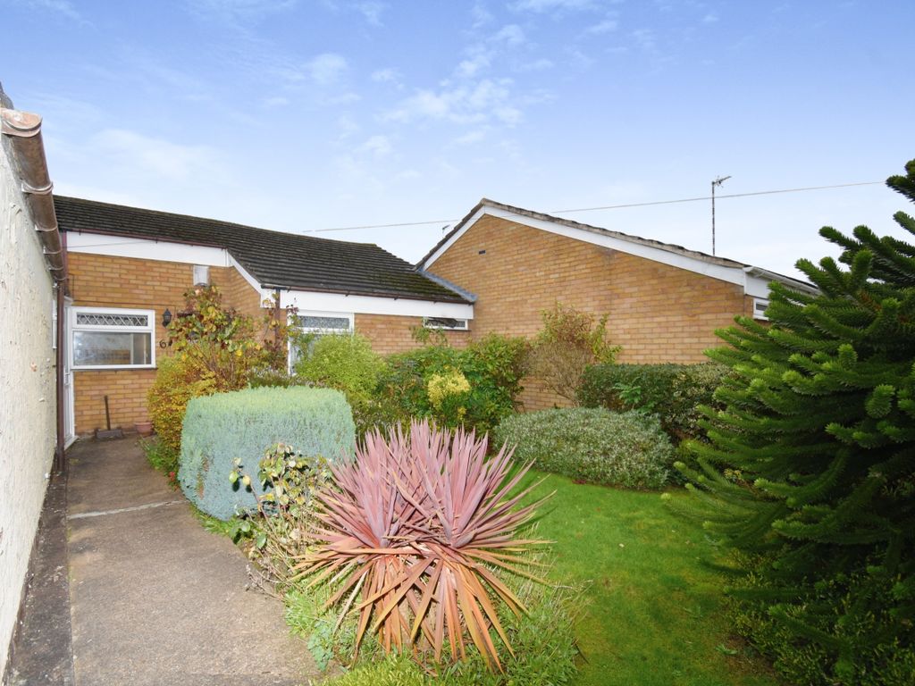 2 bed bungalow for sale in Postbridge Road, Styvechale, Coventry, West