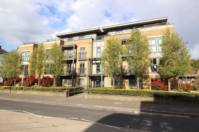 2 bed flat for sale in Godstone Road, Caterham CR3 Zoopla