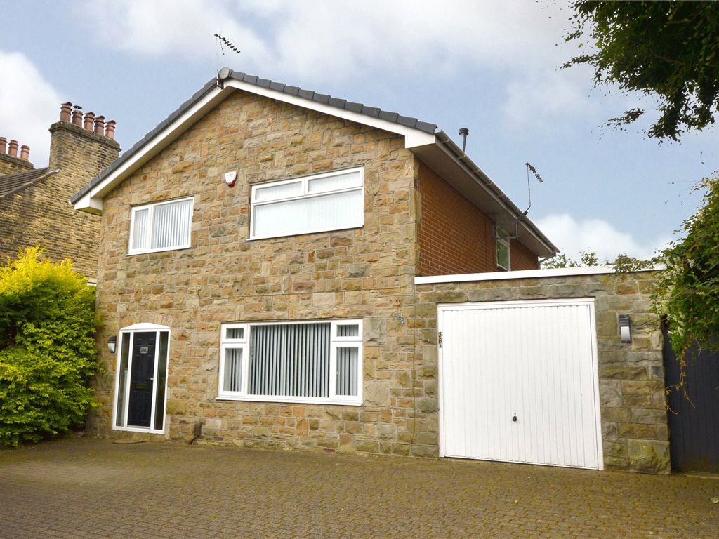 4 bed detached house for sale in Mount Pleasant Road, Pudsey, West
