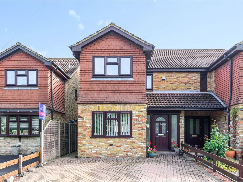 3 bed semidetached house for sale in Hill End Road, Harefield