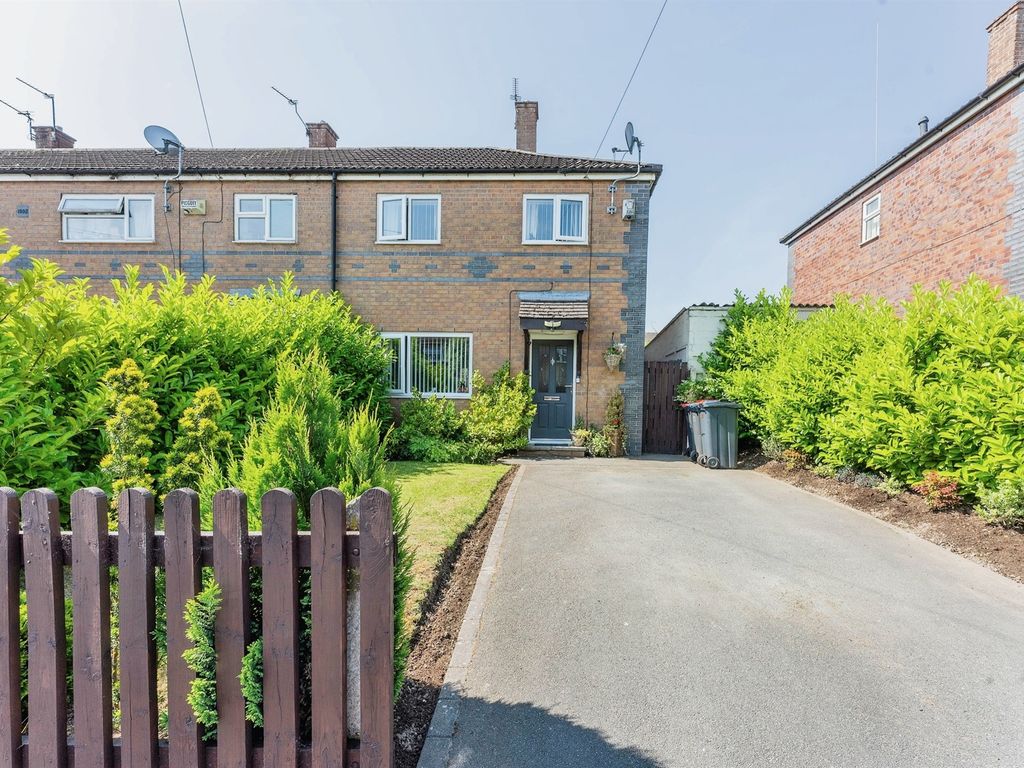 2 bed end terrace house for sale in Parklands, Little Sutton, Ellesmere
