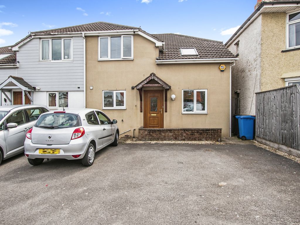 4 bed semidetached house for sale in Herbert Avenue, Poole BH12 Zoopla