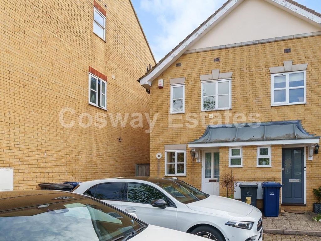 2 bed property for sale in Grenville Place, London NW7 Zoopla