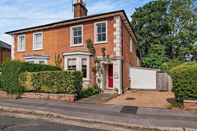 4 bed semidetached house for sale in Laburnum Road, Epsom KT18 Zoopla