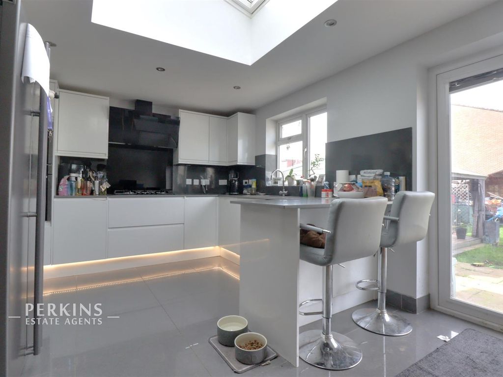 3 bed semidetached house for sale in Greenford Road, Greenford UB6, £