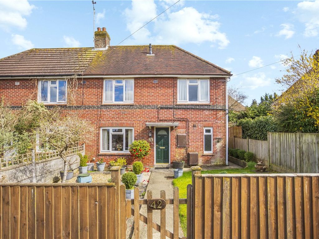 3 bed semidetached house for sale in Cherry Orchard, Marlborough