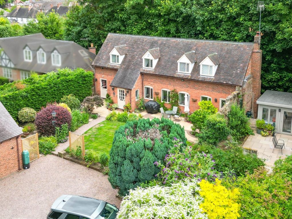 3 bed detached house for sale in Walnut Lane, Finstall, Bromsgrove B60