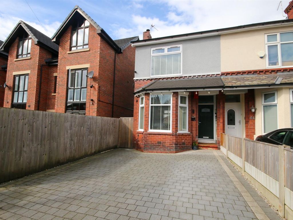 3 bed semidetached house for sale in Clifton Road, Eccles, Manchester
