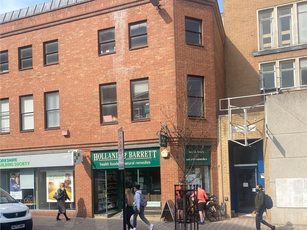 Retail premises to let in Unit 11, 33 Horsefair Street, Leicester
