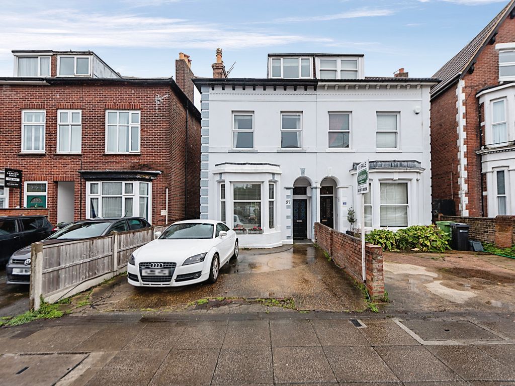 4 bed semidetached house for sale in Victoria Road South, Southsea