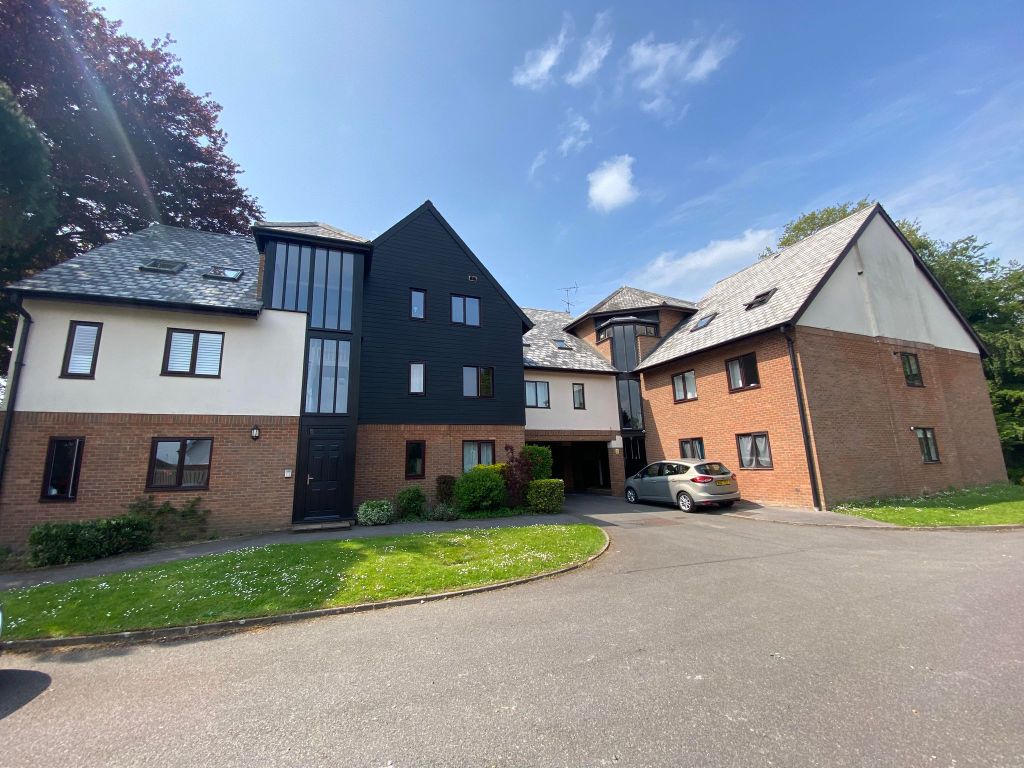 1 bed flat to rent in Caunter Road, Speen, Newbury RG14 Zoopla