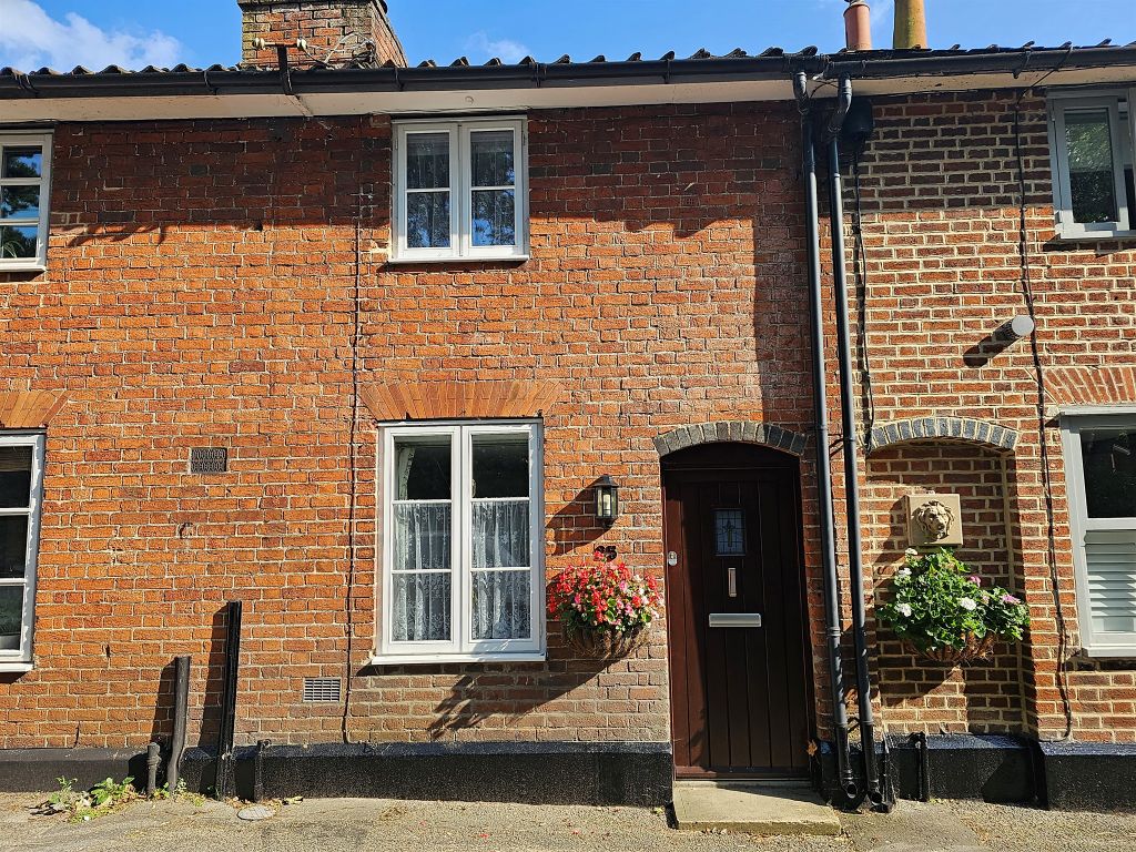 2 bed cottage for sale in Bredfield Street, Woodbridge IP12, £350,000