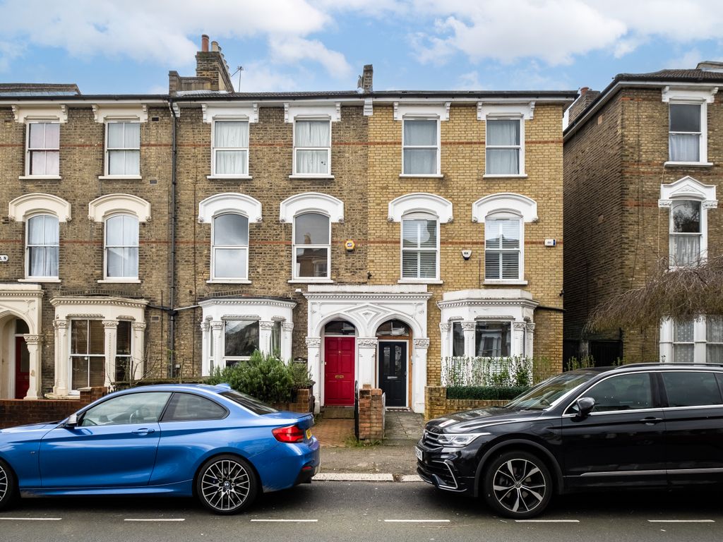 2 bed flat for sale in Lancaster Road, London N4, £450,000 Zoopla