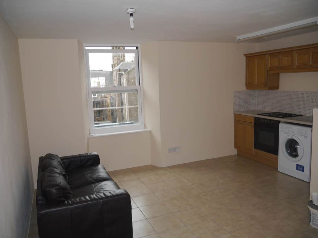 Studio to rent in Nethergate, Dundee DD1, £420 pcm Zoopla