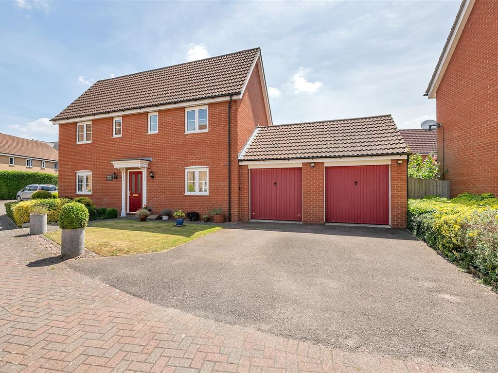 4 bed detached house for sale in Liberty Close, Bury St. Edmunds IP32
