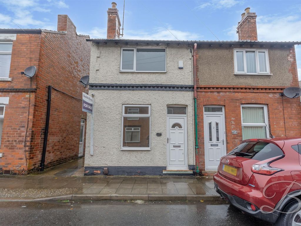 3 bed semidetached house for sale in Hall Street, Mansfield NG18, £