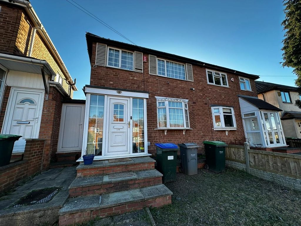 Semidetached house for sale in Spouthouse Lane Spacious Family Home