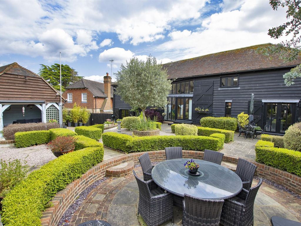 4 bed detached house for sale in Saxon Hill, Quebec Avenue, Westerham