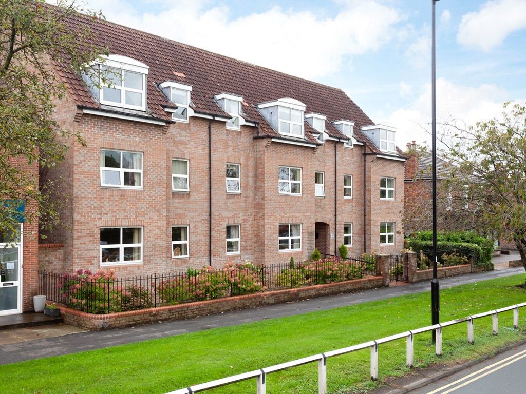 1 bed flat for sale in The Village, Haxby, York, North Yorkshire YO32