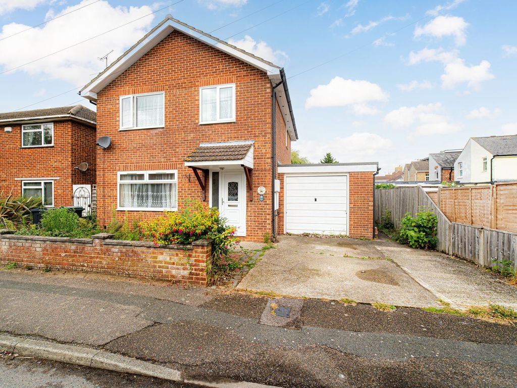 3 bed detached house for sale in Earlsworth Road, Willesborough TN24, £