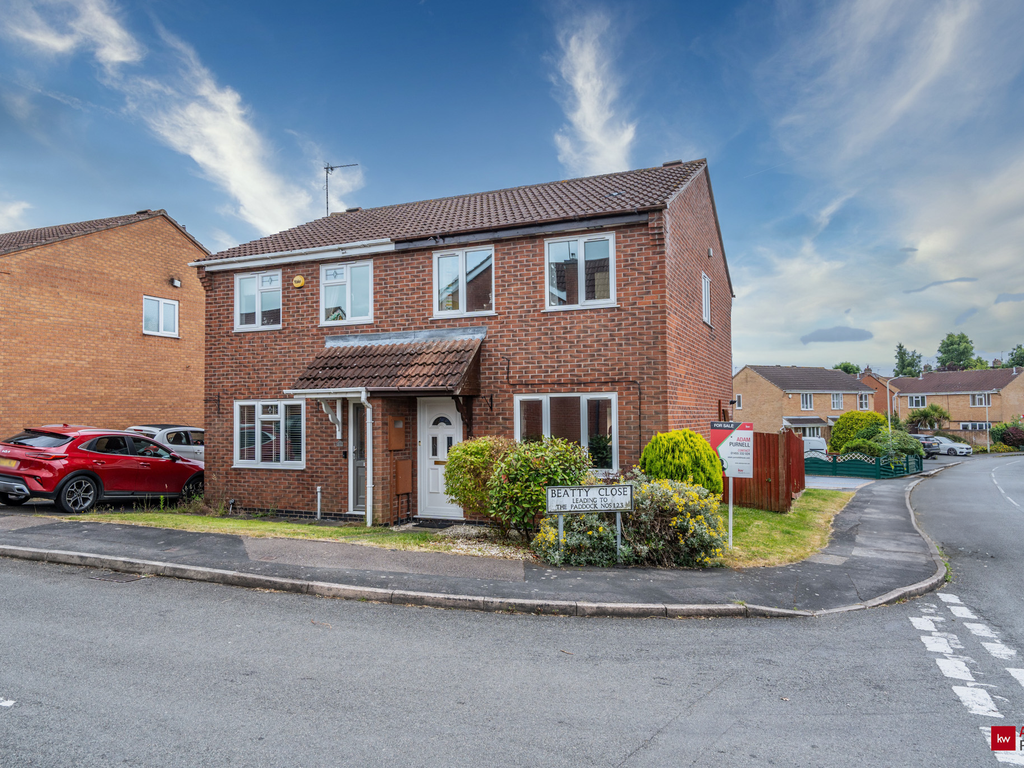 3 bed semidetached house for sale in Beatty Close, Hinckley
