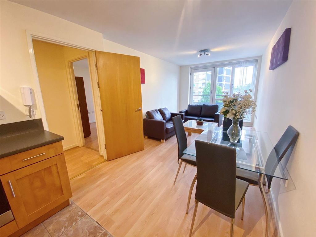 1 bed flat to rent in The Ripley, Aspect 14, Elmwood Lane, Leeds LS2, £