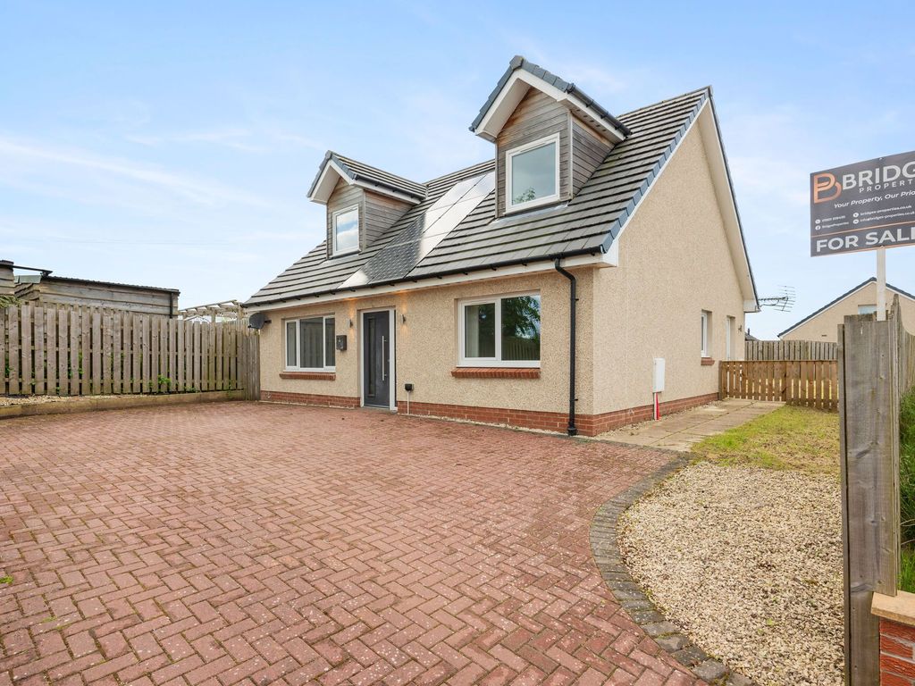 3 bed detached house for sale in Glenalmond, Whitburn EH47, £275,000 Zoopla