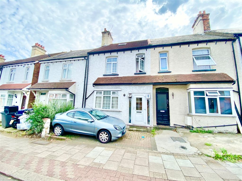 4 bed terraced house for sale in Colindale Avenue, London NW9 Zoopla