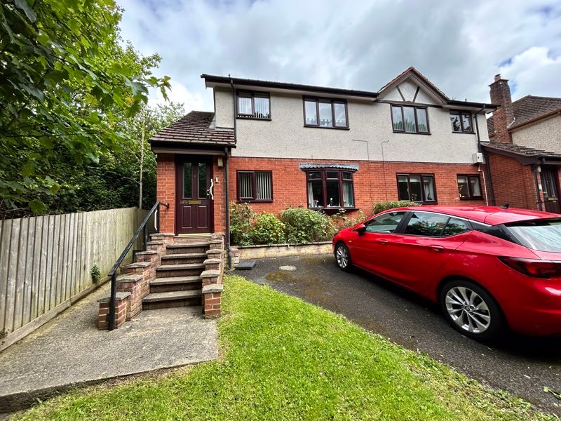 1 bed flat for sale in Coed Coch Road, Old Colwyn, Colwyn Bay LL29, £