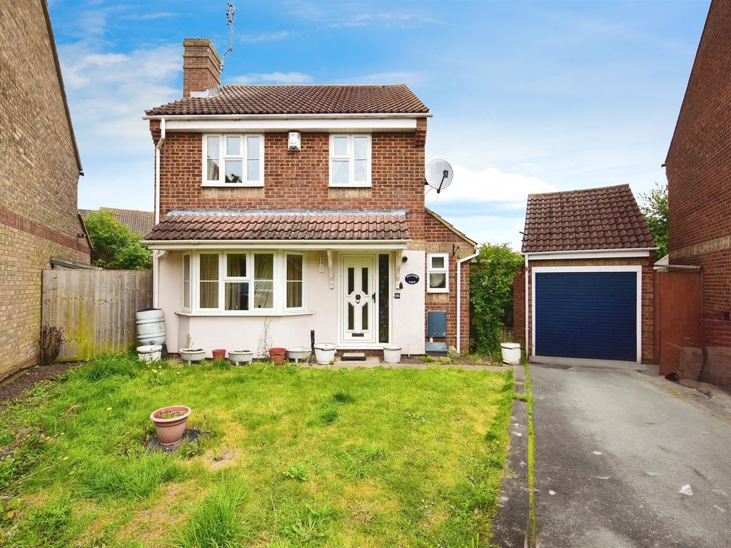 3 bed detached house for sale in Beauvoir Drive, Kemsley, Sittingbourne