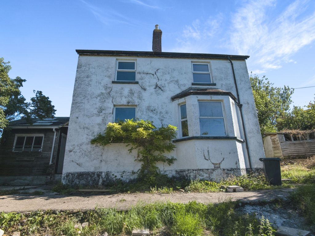 3 bed detached house for sale in Combe Raleigh, Honiton, Devon EX14