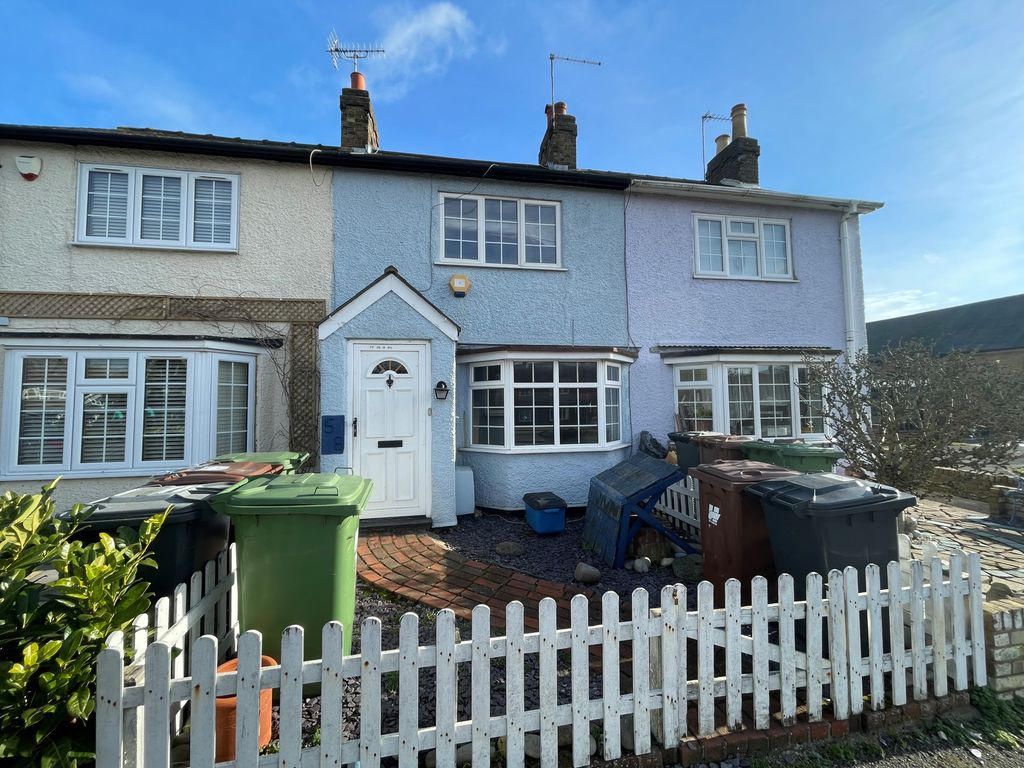 3 bed terraced house for sale in Road, Potters Bar EN6 Zoopla