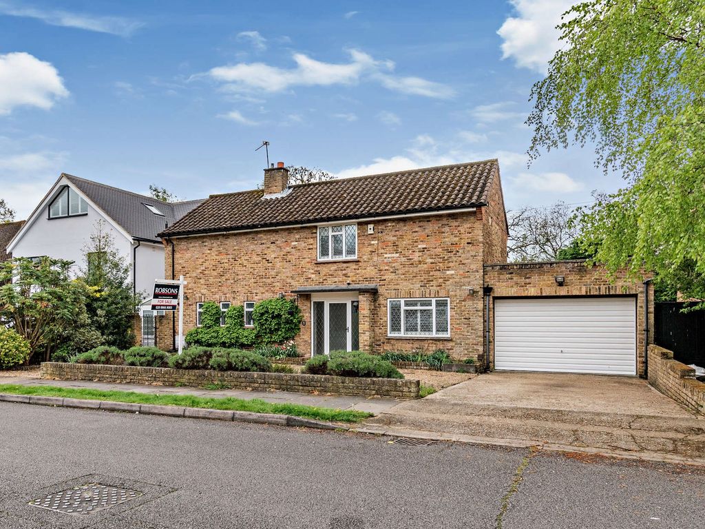 4 bed detached house for sale in Broadwood Avenue, Ruislip HA4 Zoopla