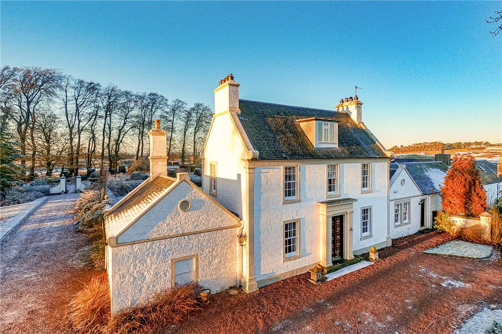 4 bed detached house for sale in Jackton, East Kilbride, South