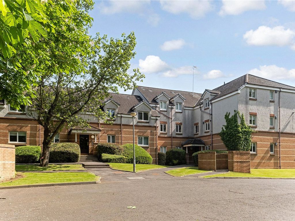 2 bed flat for sale in Cartbank Grove, Muirend, Glasgow G44, £175,000