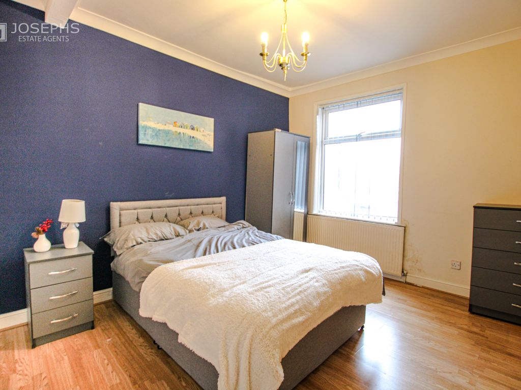 2 bed shared to rent in Derby Street, Bolton BL3, £500