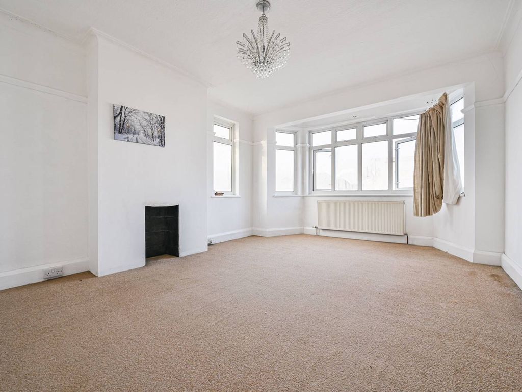 2 bed flat for sale in Court Road, Eltham, London SE9 Zoopla