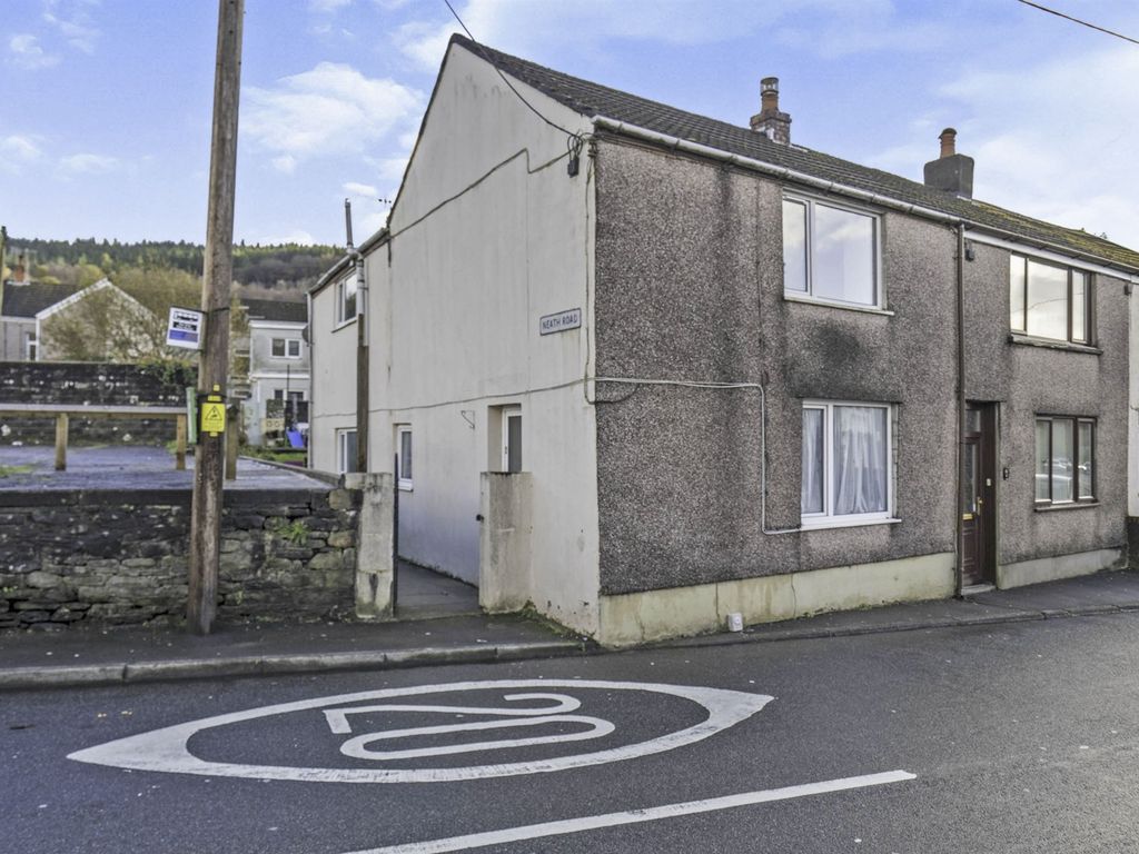 3 bed end terrace house for sale in Neath Road, Resolven, Neath SA11
