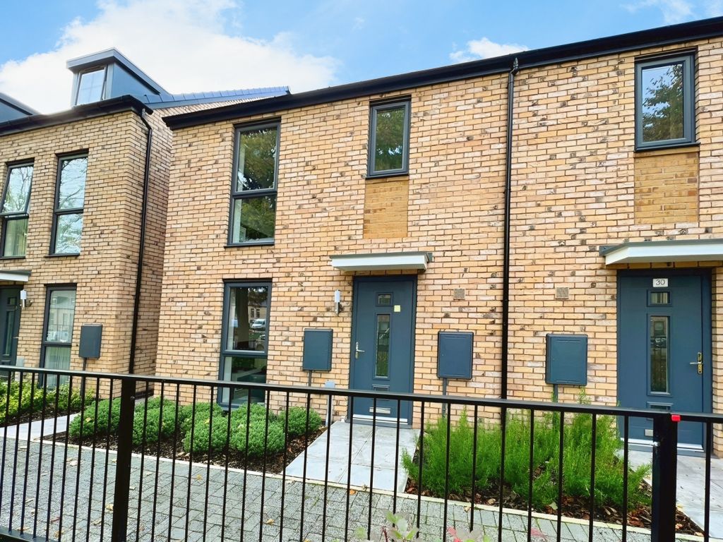 2 bed property to rent in Hope Street, Birmingham B5, £1,400 pcm Zoopla