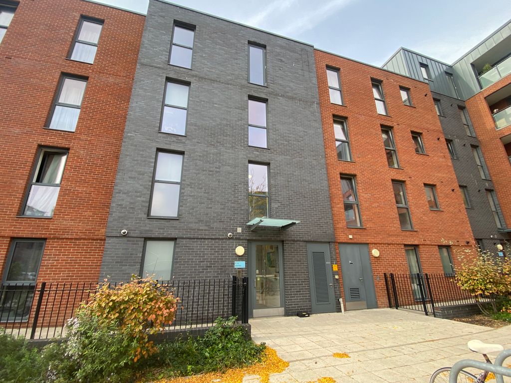 1 bed flat for sale in Clyde Road, London N15, £130,000 Zoopla