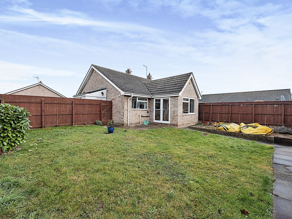 2 bed bungalow for sale in Blackberry Way, Red Lodge, Bury St. Edmunds ...