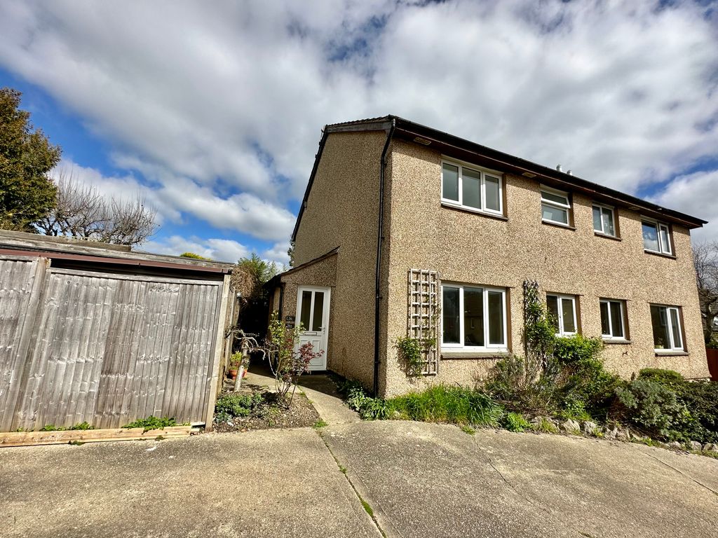 1 bed terraced house for sale in Palace Meadow, Chudleigh, Newton Abbot