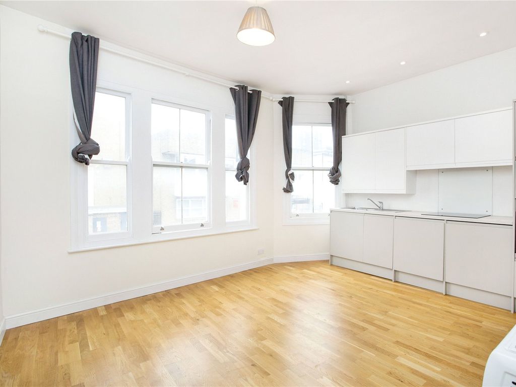 1 bed flat to rent in Edenvale Street, Fulham SW6, £1,750 pcm Zoopla