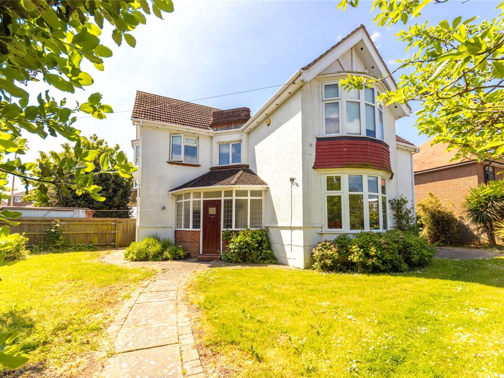 4 bed detached house for sale in Bath Road, Worthing, West Sussex BN11