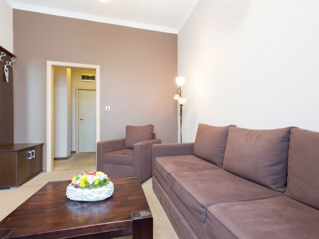 1 bed flat for sale in Leeds Apartments, Leeds LS9, £129,995 Zoopla