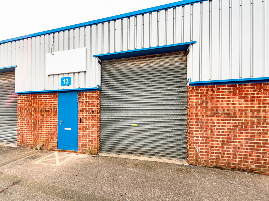 Warehouse to let in Unit 13 Stanley Green Industrial Estate, Poole BH15